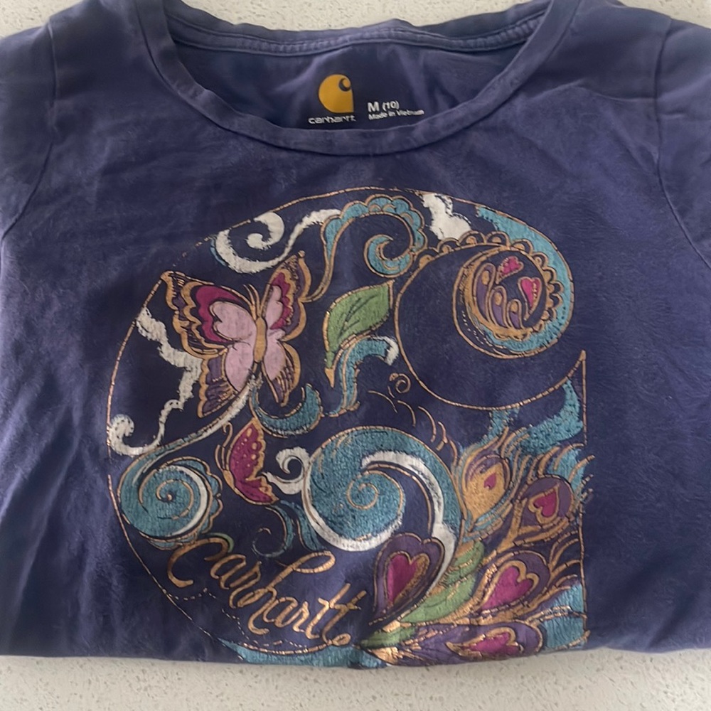 Size M kids Carhartt long sleeve shirt